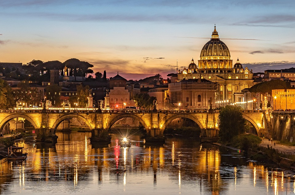 Guide de Voyage à Rome : Immersion dans la Ville Éternelle